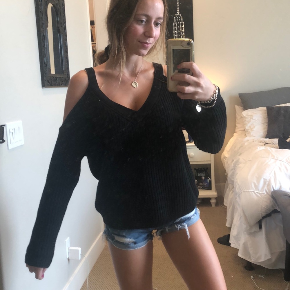 LA hearts: Open Shoulder black sweater